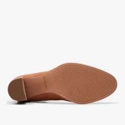 Freva 85 Court|Clarks New