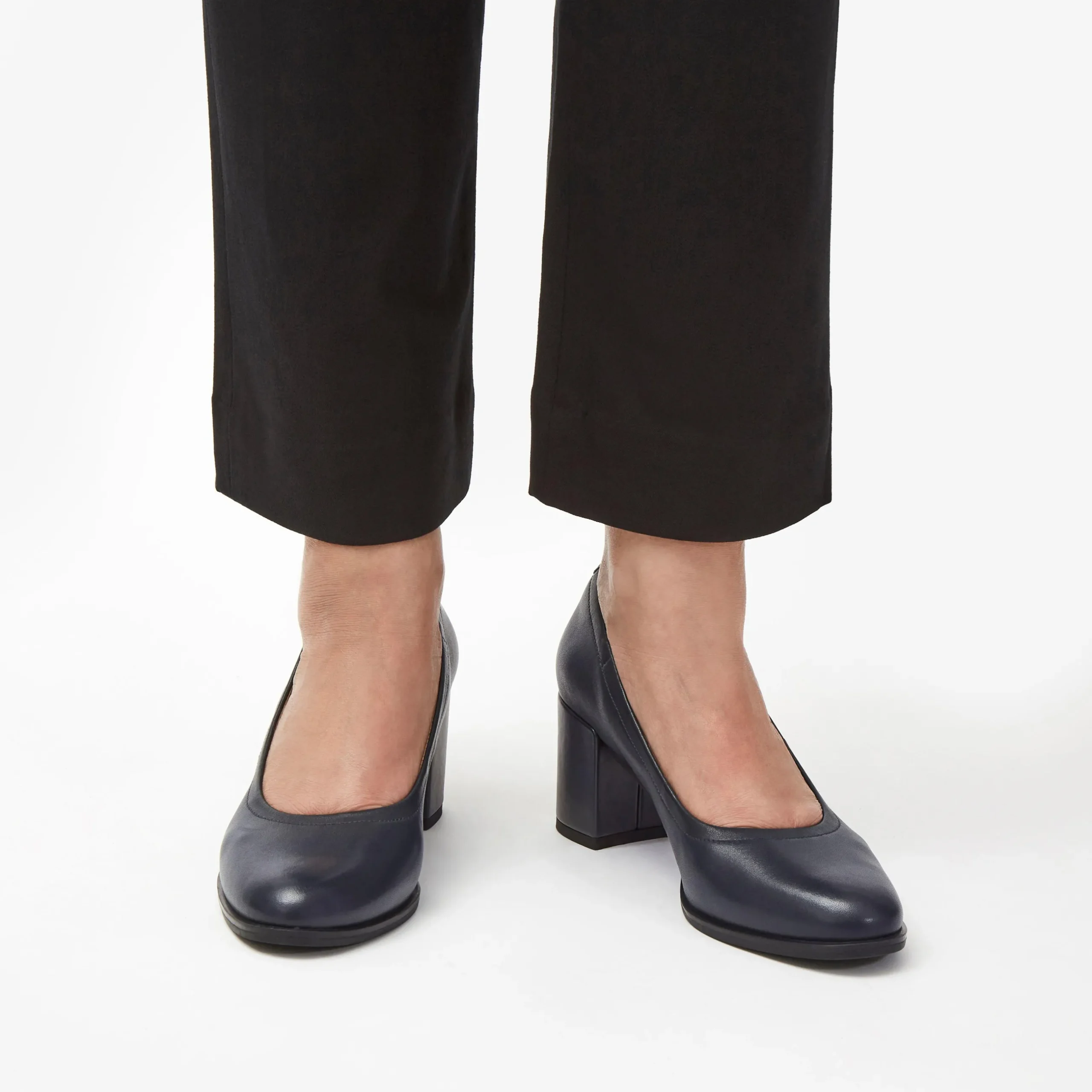 Freva 55 Court|Clarks Best