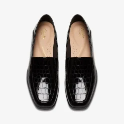 Sarafyna Freva|Clarks Hot