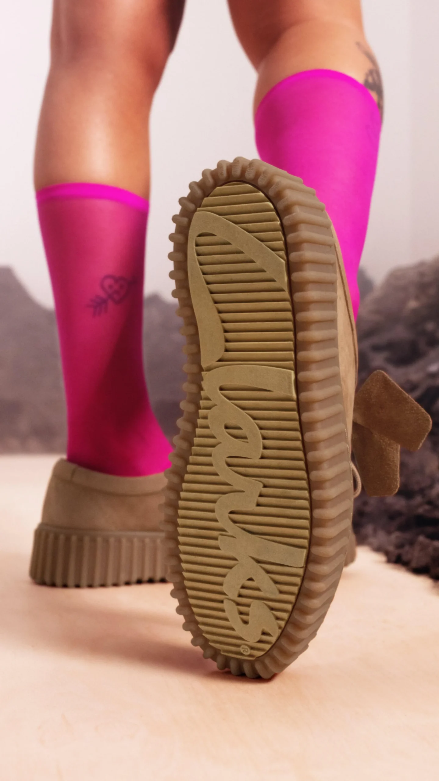 Torhill Bee|Clarks