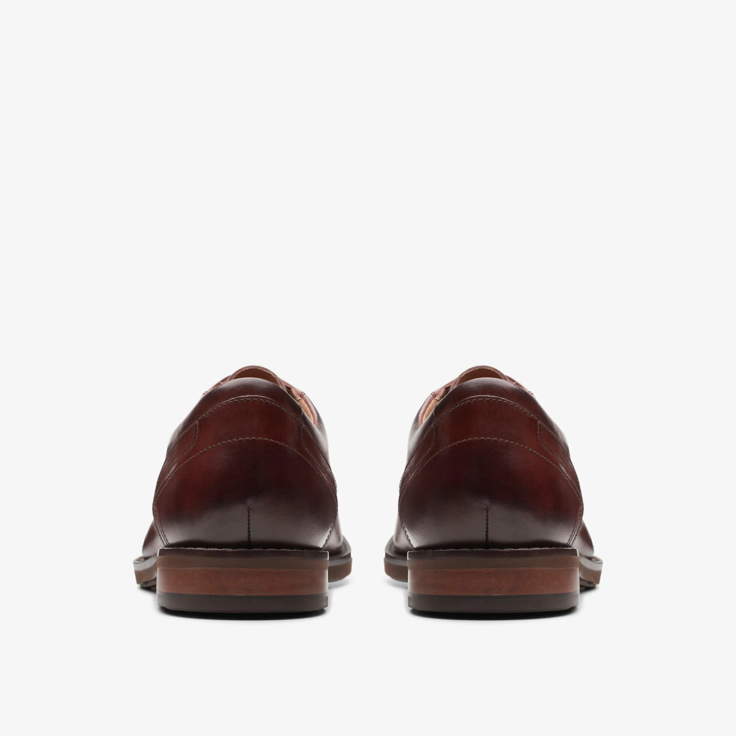 Un Hugh Lace|Clarks New