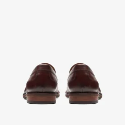 Un Hugh Step|Clarks New