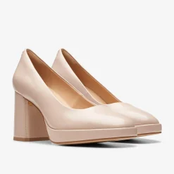 Zoya 85 Court|Clarks